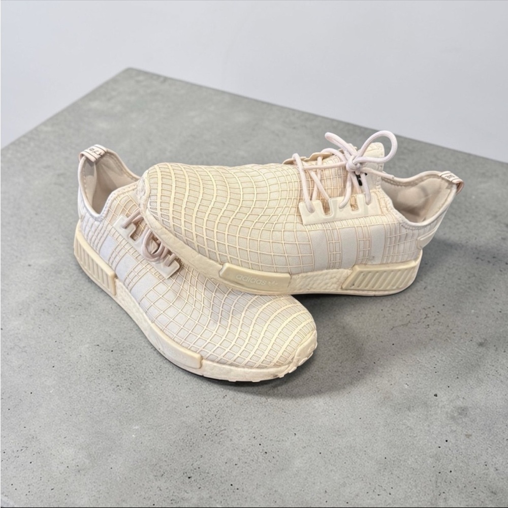 Adidas NMD R1 ‘Cream’